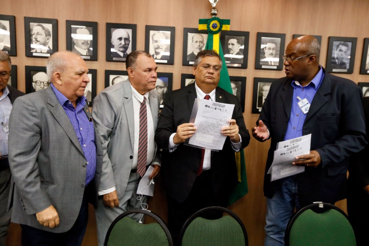 Presidente e vice do Siprocfc-MG participam de reunião com a Seplag   Organização Sindical - SIPROCFC-MG SINDICATO DOS PROPRIETÁRIOS DE CENTROS  DE FORMAÇÃO DE CONDUTORES DO ESTADO DE MINAS GERAIS